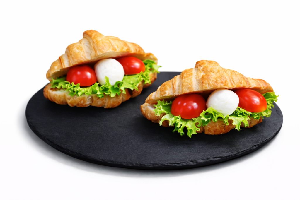 Mini croissant Caprese 5ks v nabídce kavárny caffé gp