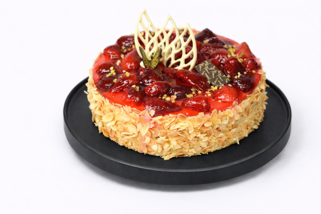 Mascarpone dort s jahodami v nabídce kavárny GP Caffé